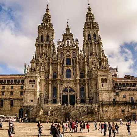 Luxury Singular Apartamento 4 Dormitorios Apartment Santiago de Compostela
